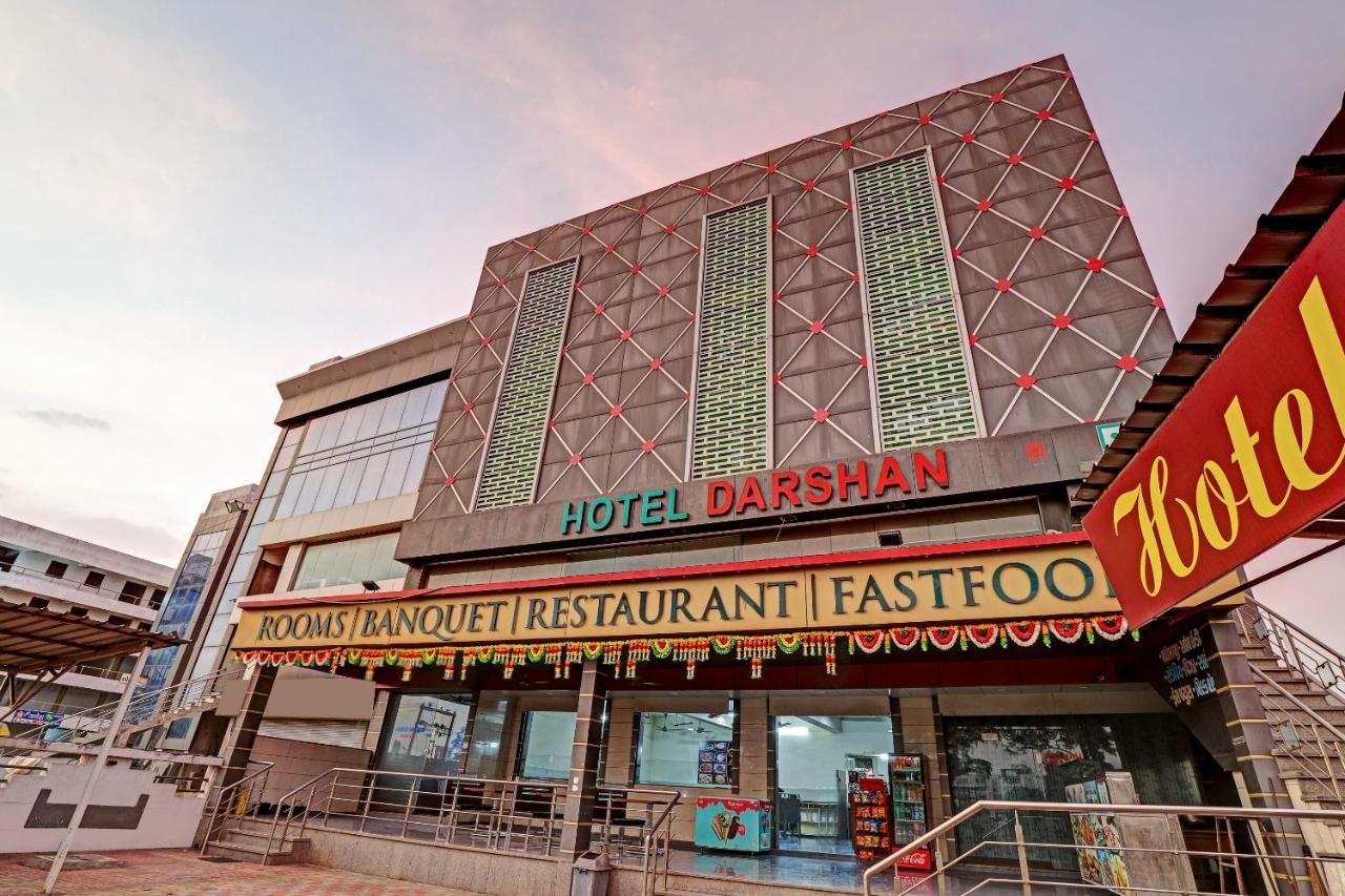 Oyo 82461 Hotel Darshan Banquet And Rooms Surat Bagian luar foto